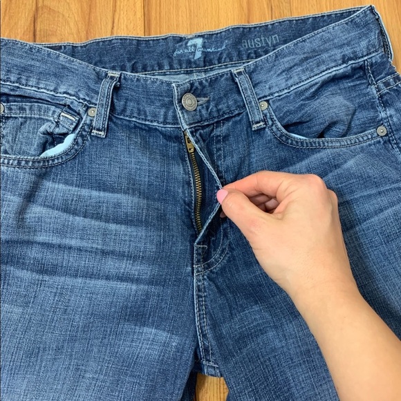 7 For All Mankind Austyn Relaxed Straight Jeans - Picture 7 of 13